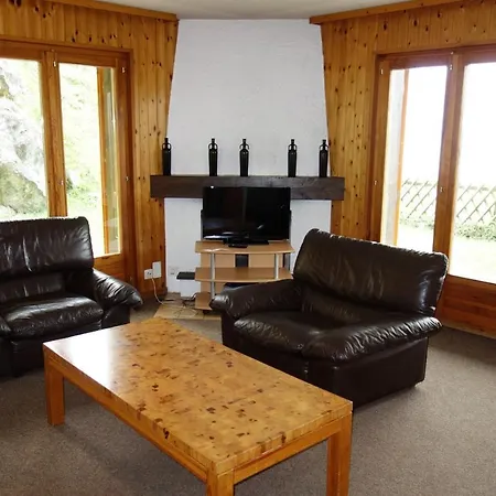 Melezes R-s Mountain & Lift Apartements